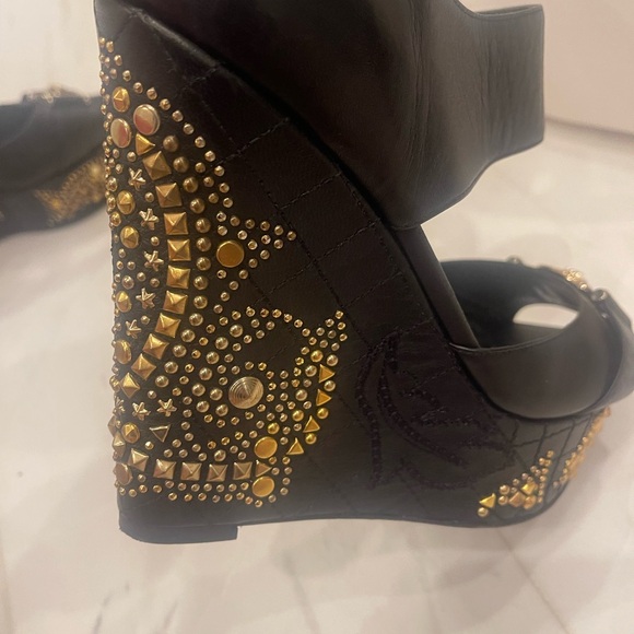 Authentic Versace wedges - Picture 8 of 13